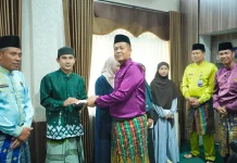Sekda Meranti Lepas Empat Wakili Riau ke MTQ Nasional, Pemkab Beri Sagu Hati Rp5 Juta
