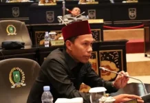 DPRD Riau Minta Pemprov Segera Tangani Jalan Rusak di Inhu dan Inhil