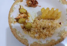 Nasi Lalap Nanas, Enak dan Sehat
