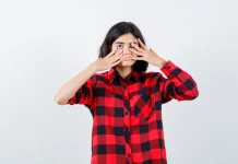 Penyebab Mata Berkedut