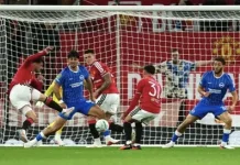 Brighton Comeback Dramatis, Manchester United Tumbang 2-3 di Old Trafford