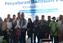 Mentan RI Salurkan Bantuan 75 Ton Beras di Marpoyan Damai