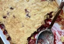 Dump Cake, Kue Praktis Asal Amerika yang Bisa Dibuat tanpa Ribet