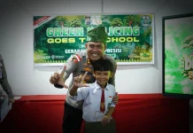 Kapolres Meranti Goes To School, Ajak Pelajar Jaga Alam lewat Green Policing