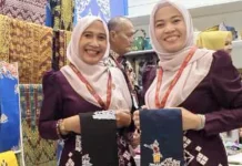 Batik Kuansing Motif Perahu Jalur Tampil di Kriyanusa