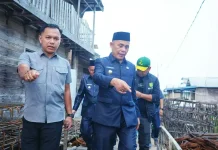 Bupati Inhil Tinjau Pembangunan Jerambah Khairiah Mandah