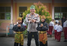 Green Policing Goes to School, Kapolres Meranti Ajak Siswa Cintai Lingkungan