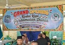 DPD The World Peace Guard Riau Resmikan Kedai Kopi Perdamaian Dunia di Pekanbaru