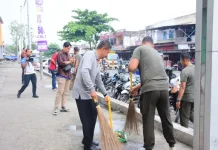 Kampar gelar gotong royong massal serentak