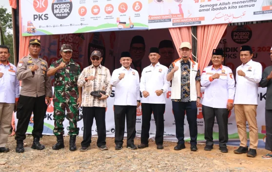 Syahrul Aidi dan Hendry Munief Hadiri Pembukaan Posko Mudik DPW PKS Riauiau