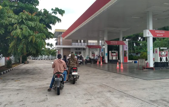 Antrean di SPBU Normal, Stok BBM di Meranti Aman