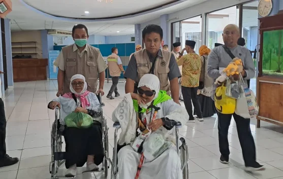 Jemaah Haji Kloter BTH 10 Tiba di Tanah Air, Total 3.531 Jemaah Haji Riau Telah Kembali