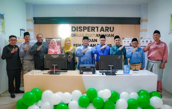Wakil Wali Kota Dumai Resmikan Stand Perizinan Dispetaru di MPP