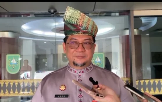 Pemprov Riau Nilai Pelaksanaan SPMB SMA/SMK Negeri 2026 Berjalan Lancar