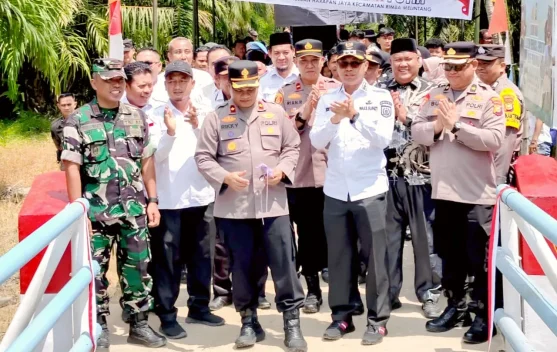 Wabup Rohil Resmikan Jembatan yang Ubah Akses Dua Wilayah