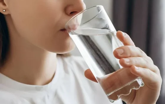 Kurang Minum Air Putih, Apa Saja Tanda yang Bisa Dirasakan Tubuh