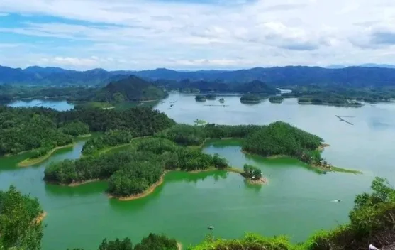 Puncak Kompe Kampar, Pesona Alam Riau yang Dijuluki Raja Ampat