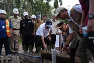 Menteri LH/BPLH: Bangun Sekat Kanal dan OMC Cegah Karhutla di Lahan Gambut