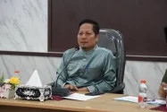 Terima SK Plt Bupati, Mukhlisin Siap Jalankan Roda Pemerintahan di Kuansing