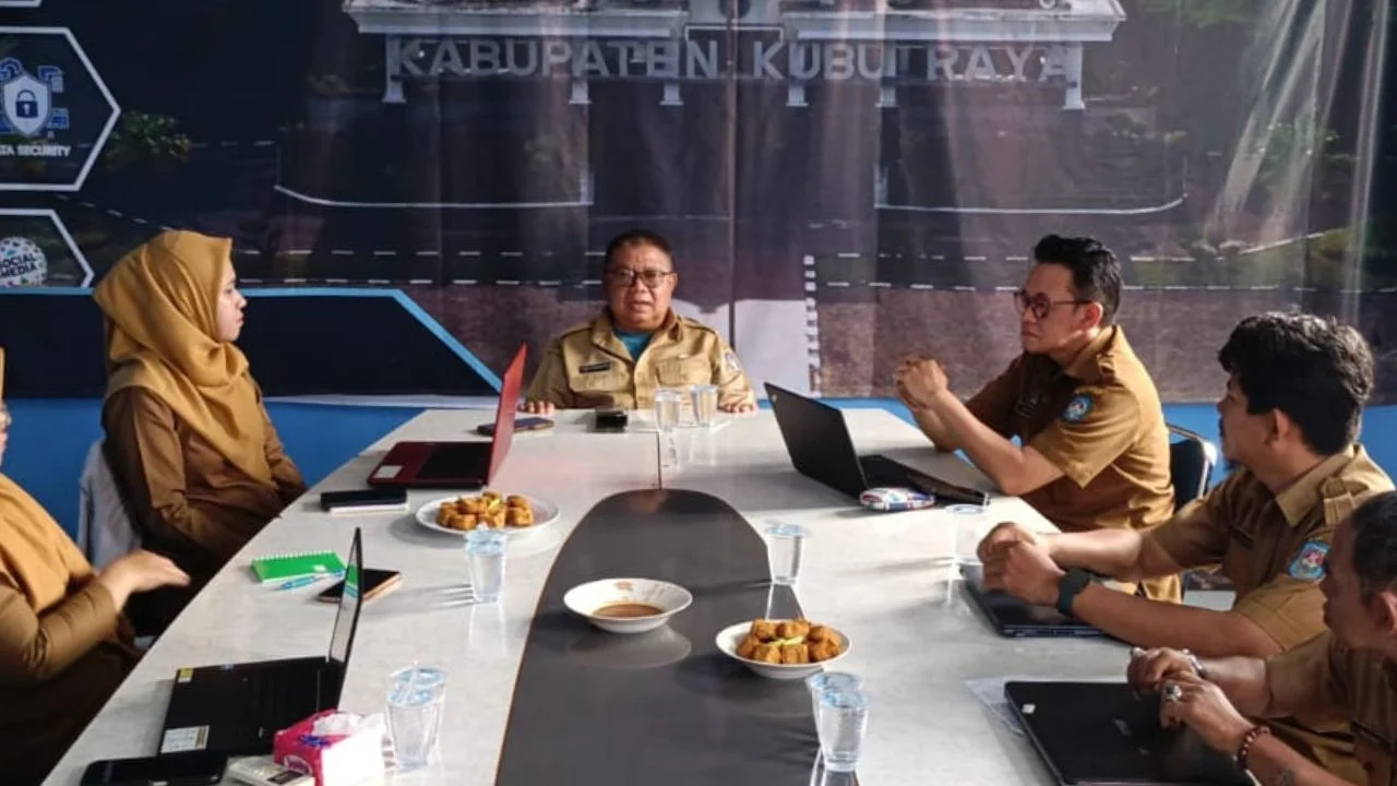 Rakor dan Bimtek SP4N-LAPOR, Pemkab Kubu Raya Perkuat Layanan Pengaduan  Publik - RRI.co.id