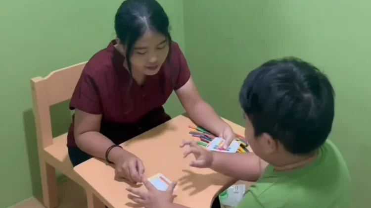 Screen Time Berlebih Ganggu Emosi Anak Usia Dini