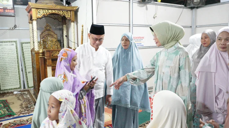Dari Masjid untuk Masa Depan, Membiasakan Anak Berpuasa dan Tarawih