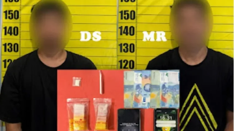 Polsek Sekayam Amankan Dua Pria Diduga Pengedar Sabu