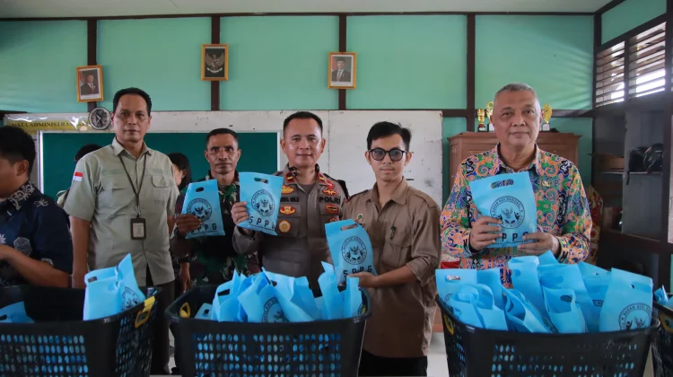 Wakil Bupati Bengkayang Launching Perdana Program MBG di Ledo