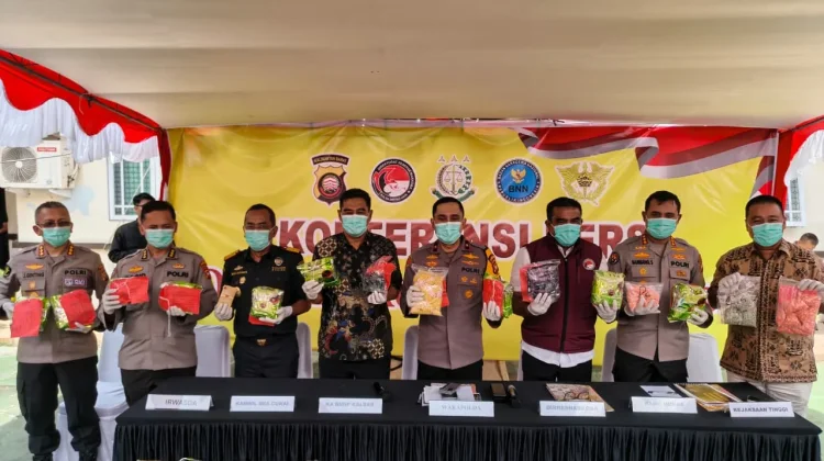 Februari 2026, Polda Kalbar Bongkar 11 Kasus Narkotika dan Amankan 18 Tersangka