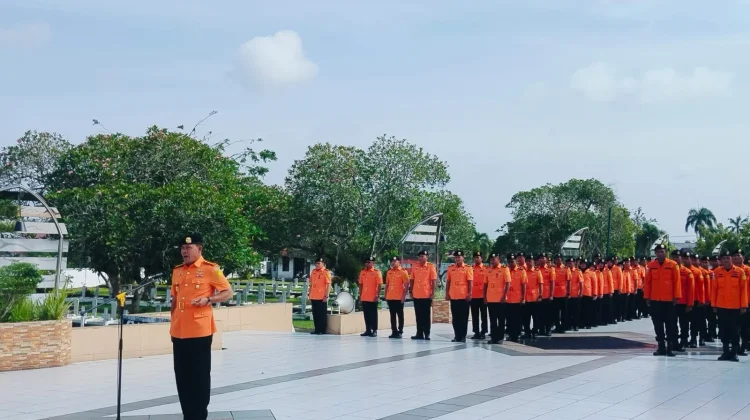 Kantor SAR Pontianak Ziarah dan Tabur Bunga di TMP Dharma Patria Jaya