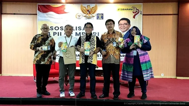 DPR RI dan Kemenkum Kalbar Sosialisasi 4 Pilar dan Penguatan Posbankum di Sambas