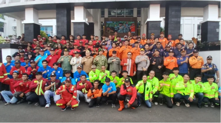 Pemkab Kubu Raya Tingkatkan Dukungan bagi Relawan Pemadam