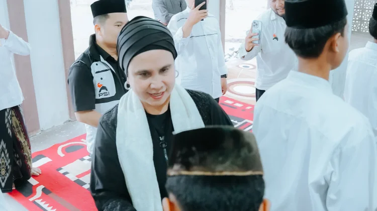 Pererat Silaturahmi di Bulan Ramadan, Fenty Noverita Kunjungi Sejumlah Pesantren