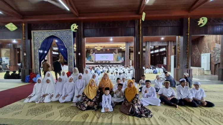 Ifthor Akbar di Pendopo Gubernur, Momentum Santri Kalbar menuju Bogor