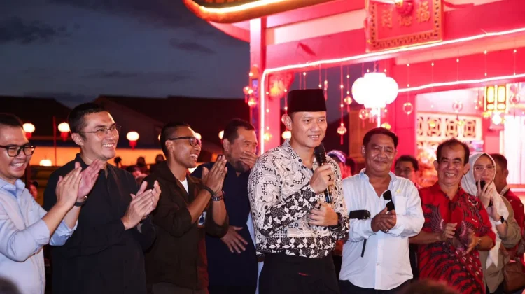 Hasil Lelang Lukisan SBY Disalurkan untuk Bantuan Sosial di Singkawang