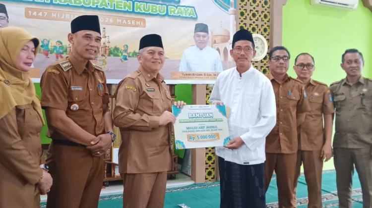 Sekda Pimpin Safari Ramadan Pemkab Kubu Raya di Masjid Arif Jannah