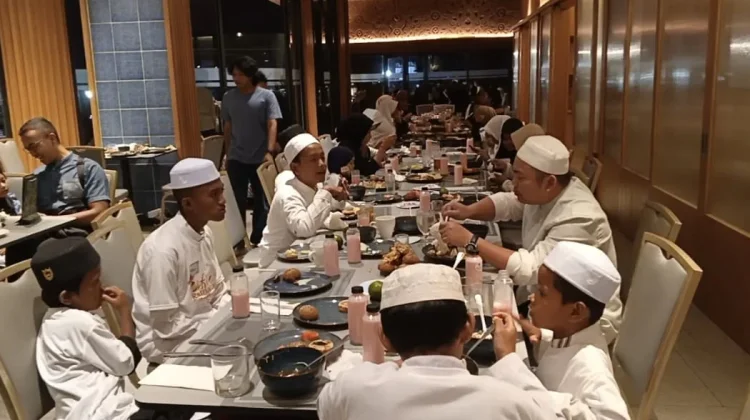 Lintas Komunitas Bersatu Gelar Buka Puasa Bersama Anak Yatim-Dhuafa