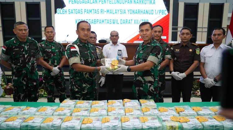 Kodam XII/Tpr Gagalkan Penyelundupan 55 Kg Sabu di Perbatasan