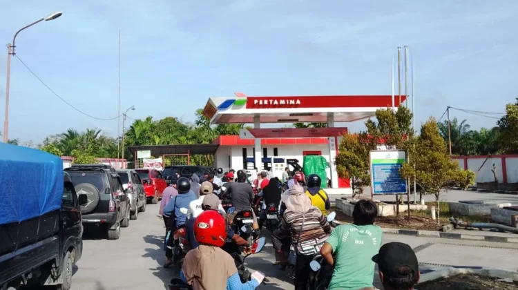 Pertamina Tegaskan Stok BBM di Sambas Aman dan Lakukan Penambahan Pasokan BBM