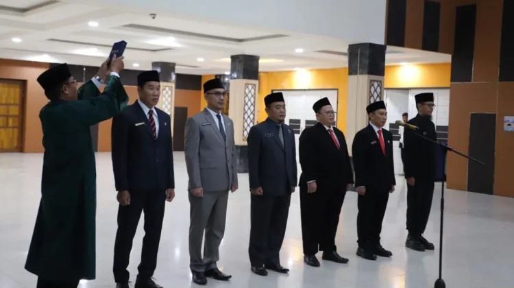 Pejabat Baru Dilantik, Sujiwo Tekankan Kerja dan Amanah