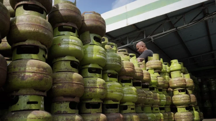 Pertamina Tambah Pasokan LPG 3 Kg Jelang Idulfitri di Kalbar