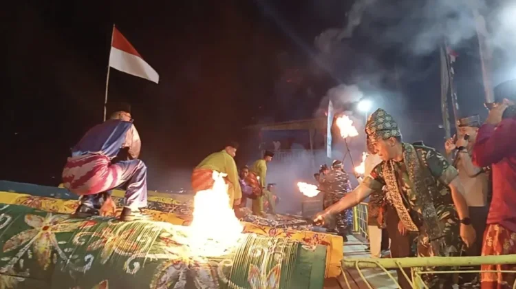 Dentuman Meriam Karbit Gg Darsyad Buat Warga Takjub