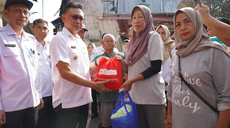 Herlena Syok Saat Pulang Kerja Rumahnya Terbakar