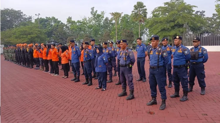 Antisipasi Karhutla, Bupati Sujiwo Pastikan Kesiapan SDM dan Peralatan