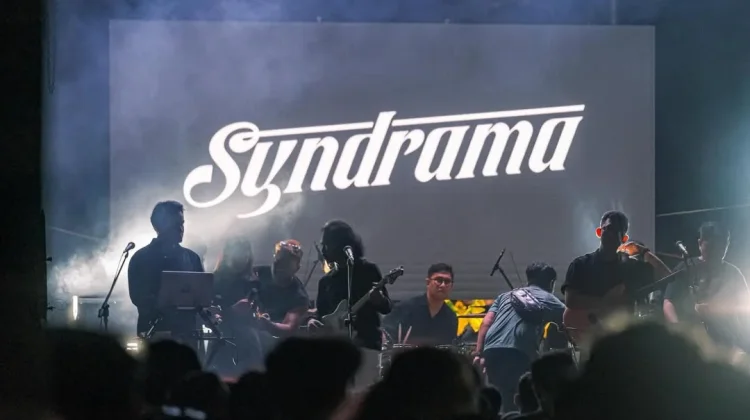 Syndrama Sukses Hidupkan Kenangan Coffternoon di Panggung Kosongkosong