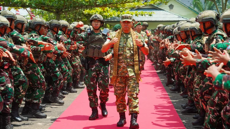 Pangdam XII/Tpr Pastikan Kesiapan Satgas Yonif 645/Gty