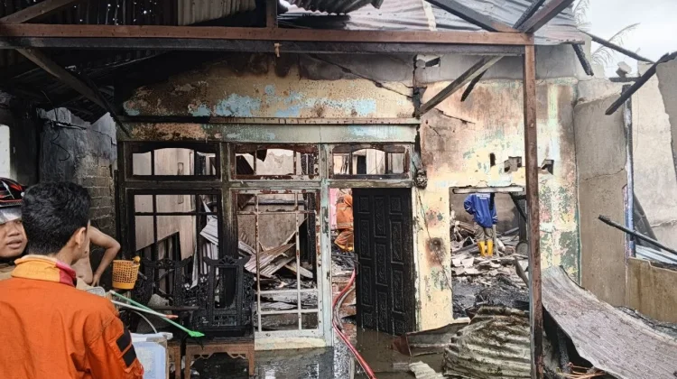 5 Rumah Hangus Terbakar, Penghuni Rumah Selamat