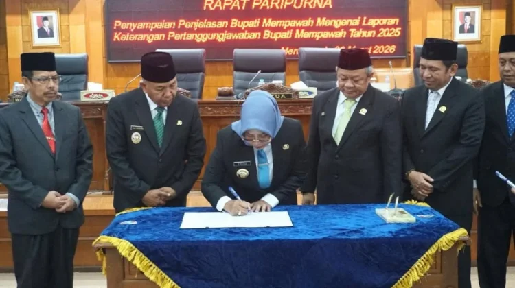 Bupati Mempawah Sampaikan LKPJ 2025