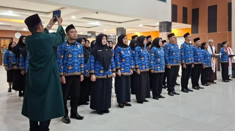 55 ASN Kubu Raya Resmi Diangkat, Pemkab Tekankan Disiplin dan Pelayanan