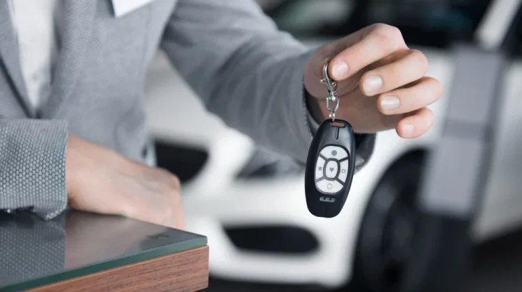 Tiga Alasan Smart Key Dilarang Taruh Dekat Handphone atau TV